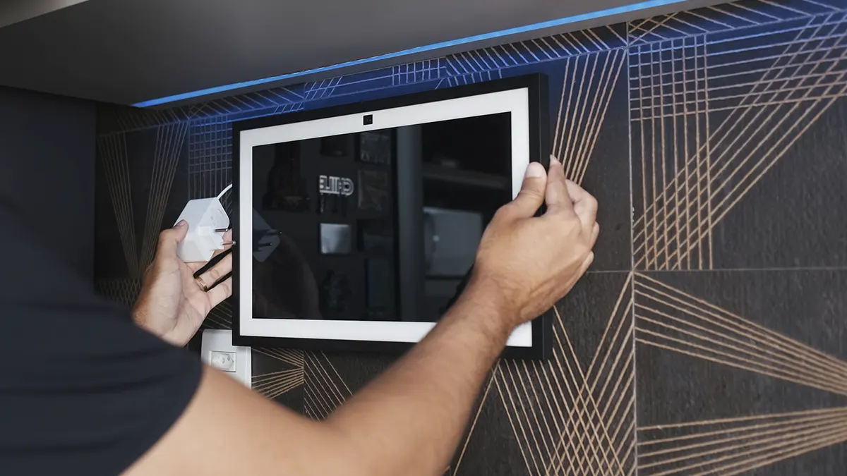 Echo Show 15 é bom? Analisamos a Alexa da família