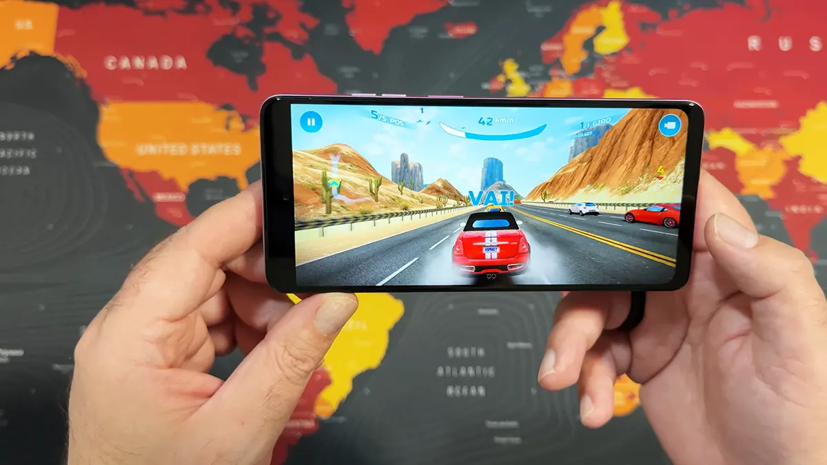 O celular Moto G24 é bom? Análise Completa em 2025