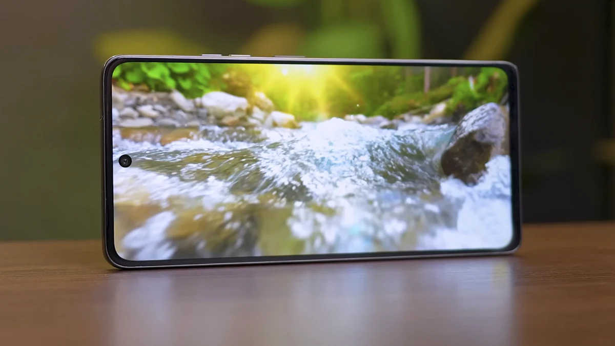 Moto G75 é bom? Confira a ficha técnica, preço e detalhes